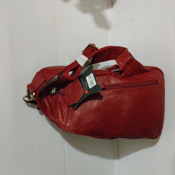 NEW AMERIBAG Sling Bag Backpack Deep Red Pebbled Leather Multiple Pockets - Picture 2 of 7